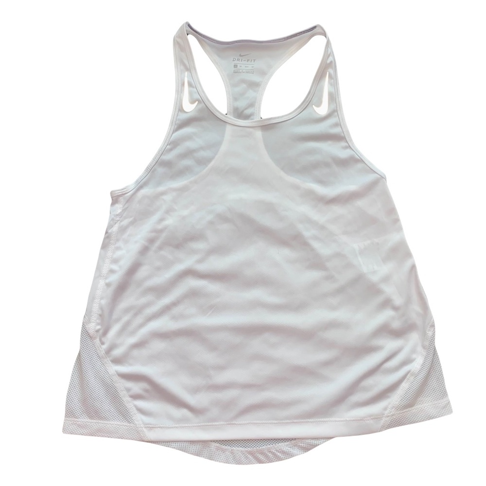 NWOT NIKE WHITE LOGO ATHLETIC TANK TOP // SIZE XS🤍